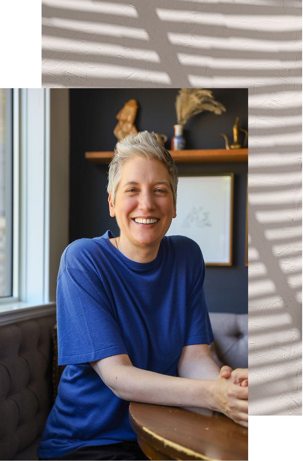 a Toronto-based visual arts artist exploring introspective art, conceptual drawings, and autobiographical comics. Her slow art practice blends attention and emotional depth with the art of subtle storytelling.